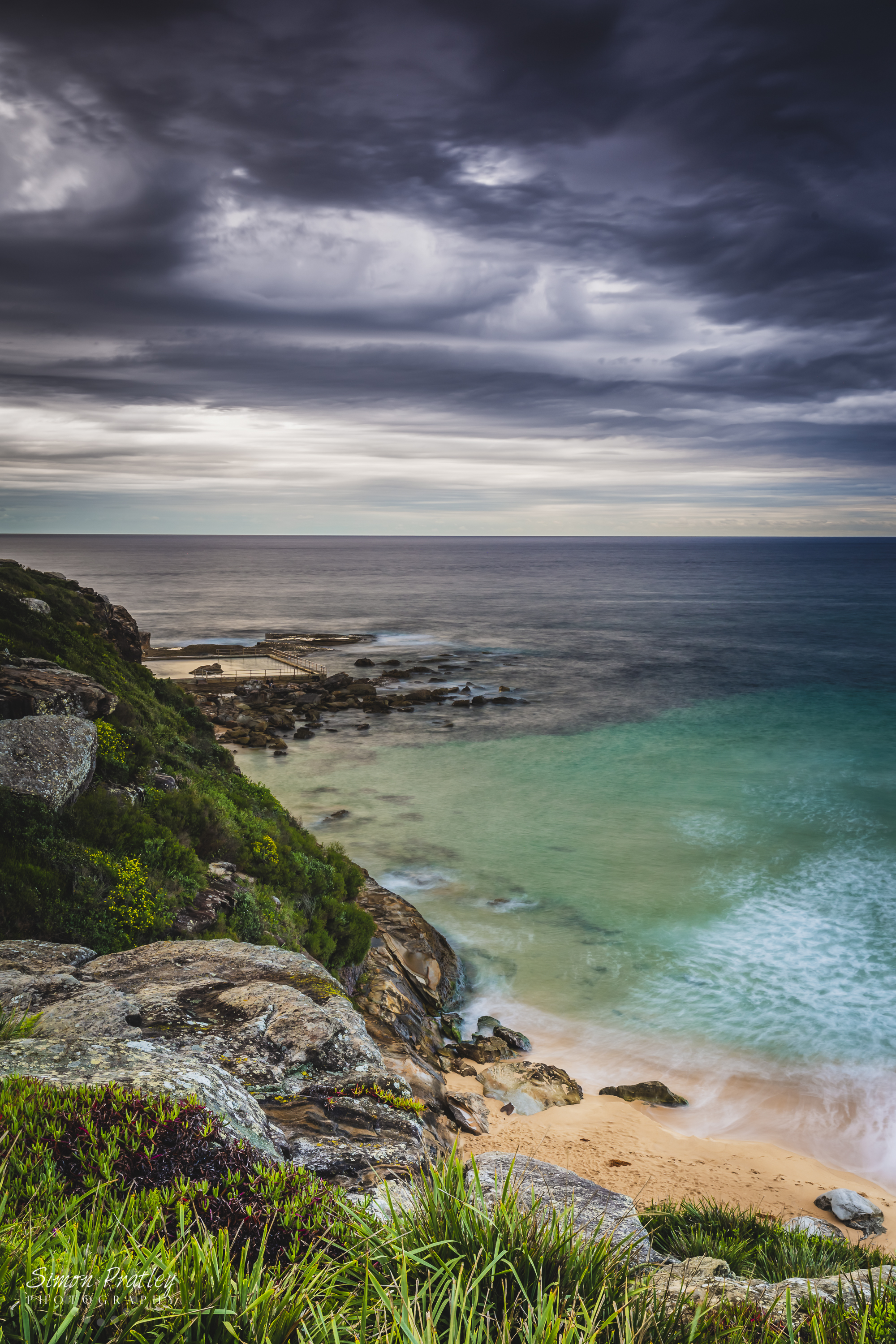 Heavy Skies at North Curl Curl2