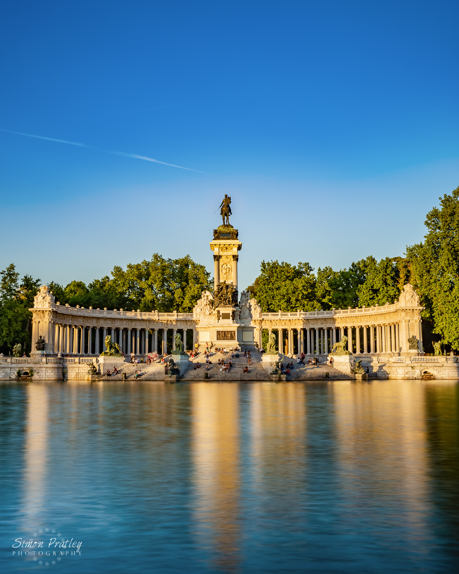 El Monumento a Alfonso XII en el Parque de El Retiro, Madrid